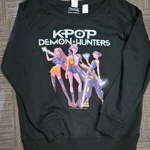 Netflix Black Sweatshirt with Pastel K-POP Demon Hunters Art